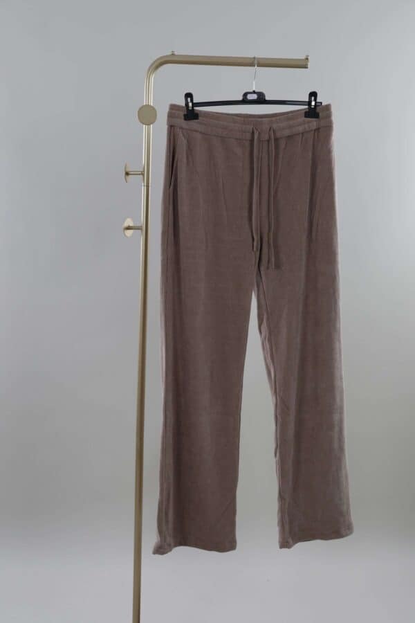 Monday-jogging-3269-Camel-scaled