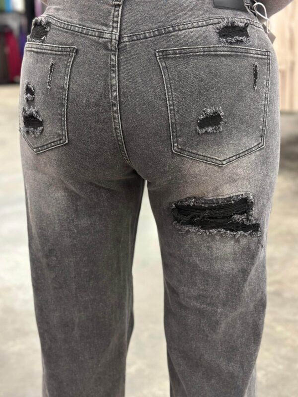 mondayjeans-39-v1-scaled