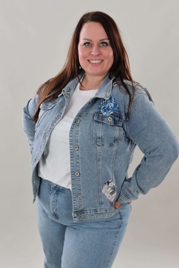 WhatsApp-Image-2025-01-25-at-17.01.13-3-scaled