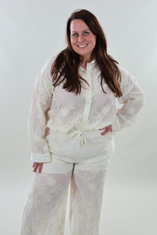 WhatsApp Image 2025-03-25 at 16.33.22