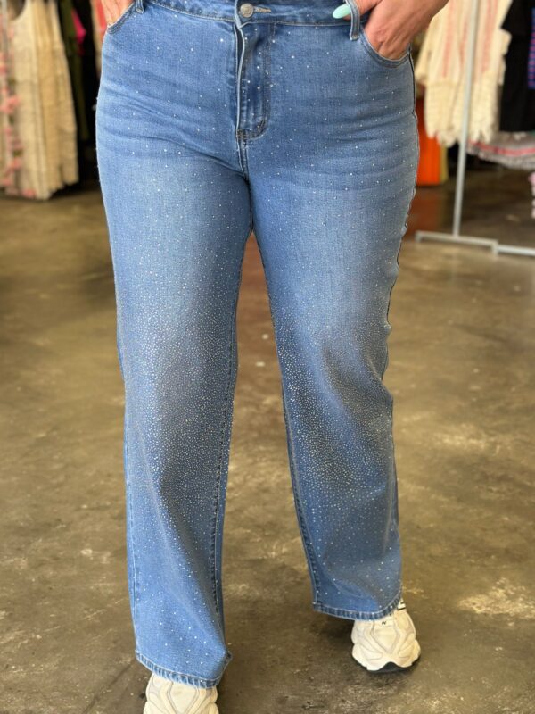 WhatsApp Image 2025-05-27 at 17.39.49