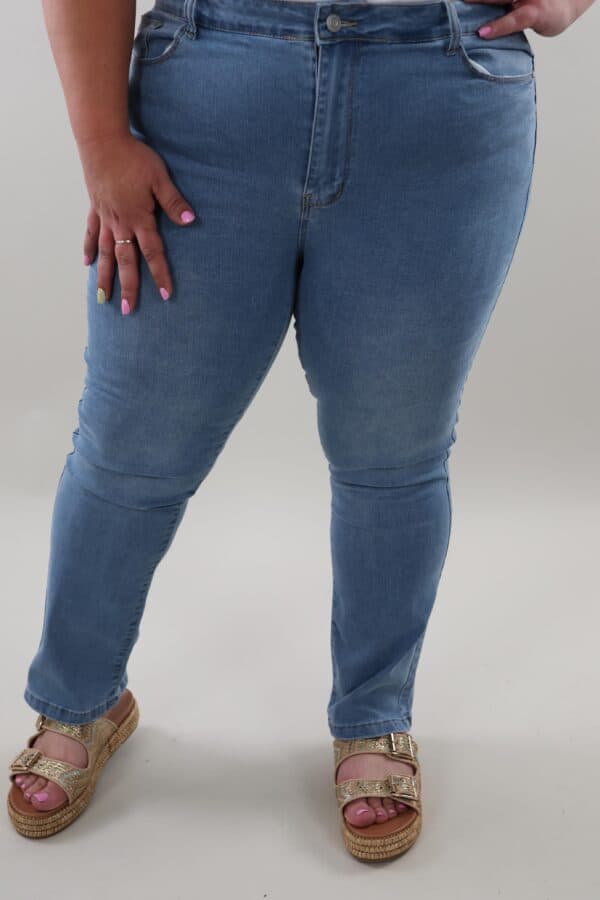 5423 jeans