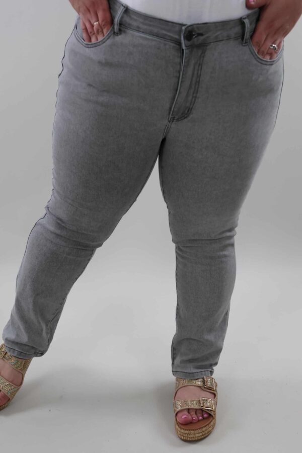 WhatsApp Image 2025-06-27 at 19.30.20 (1)