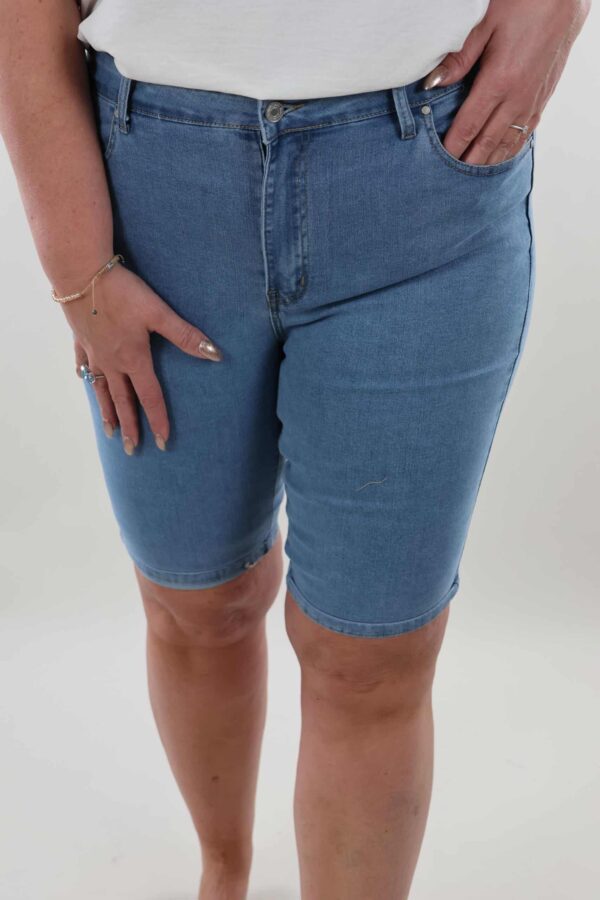 WhatsApp Image 2025-07-04 at 21.35.05 (1)