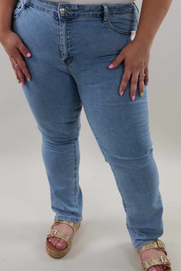 WhatsApp Image 2025-07-04 at 21.54.36