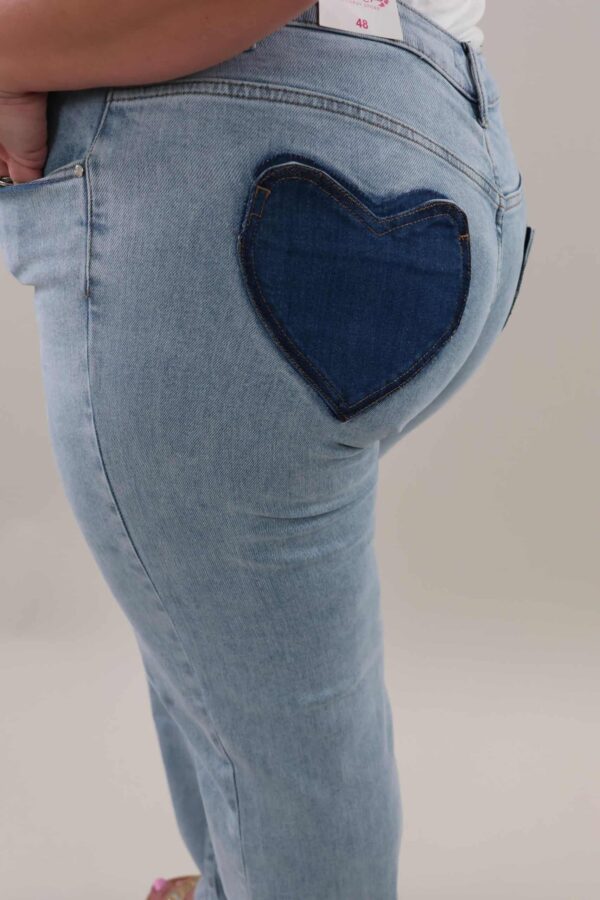 WhatsApp Image 2025-07-12 at 16.20.00