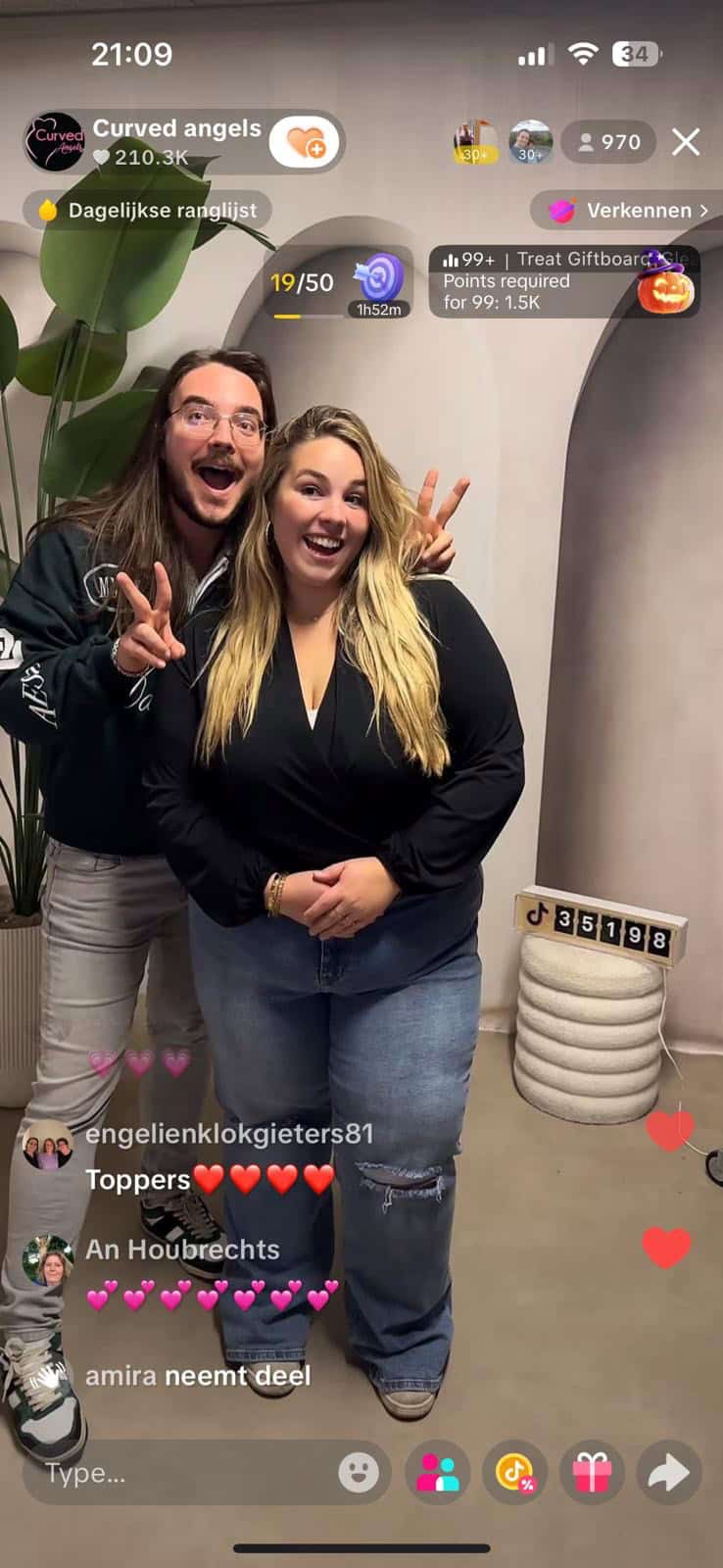 d19cb982-db4d-4b8e-b114-e1dc26ad0e38