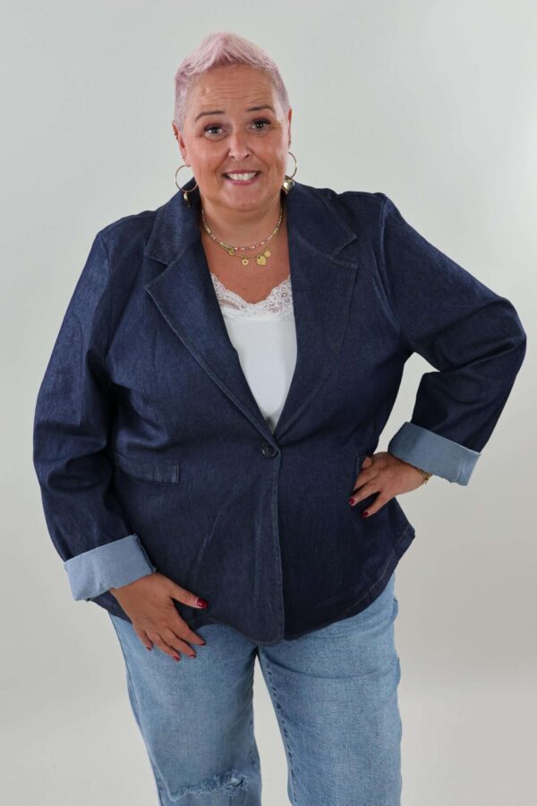 WhatsApp Image 2025-09-08 at 18.54.38