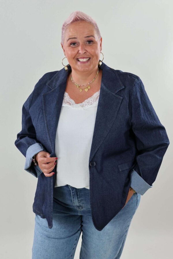 WhatsApp Image 2025-09-08 at 18.54.41