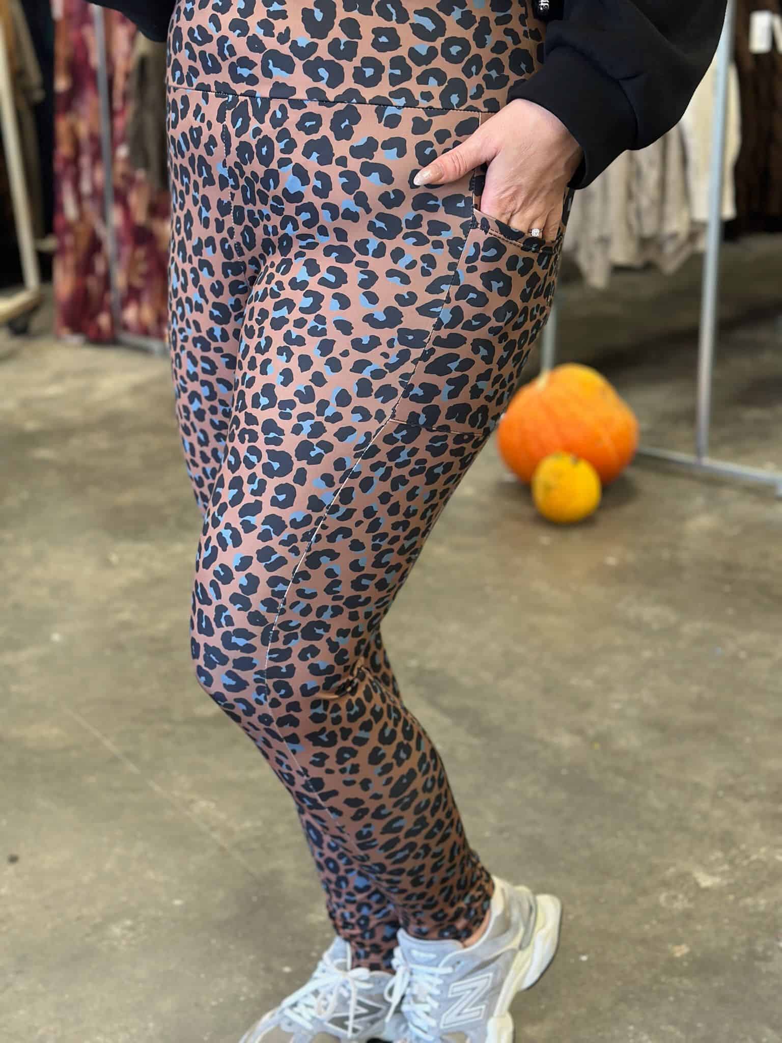 9009 -3 legging