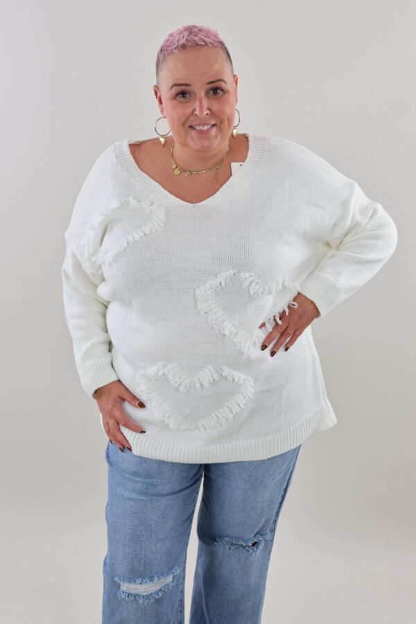 WhatsApp Image 2025-10-15 at 22.04.50 (1)