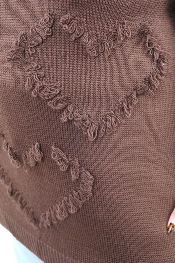 WhatsApp Image 2025-10-15 at 22.04.54 (2)