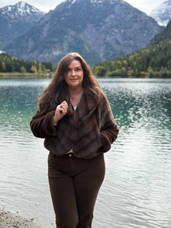 d40c574d-5c23-44cf-affd-9202c399a5f5