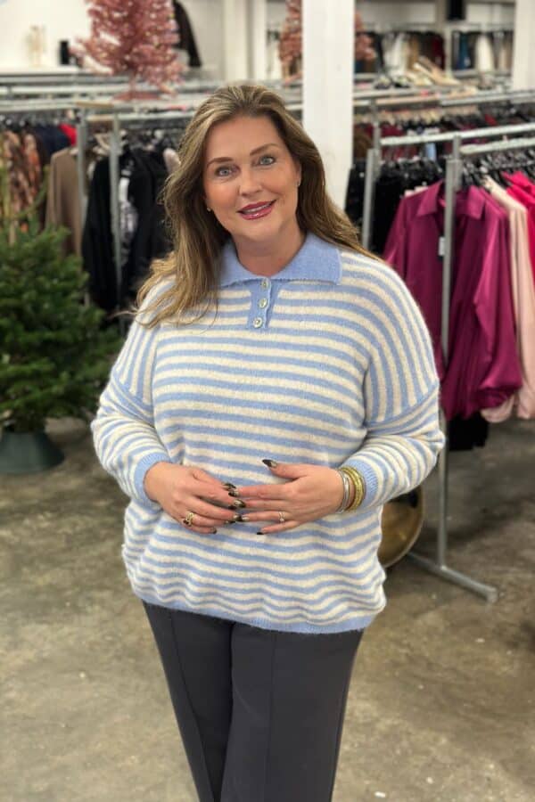 9396 Knitted Streep trui