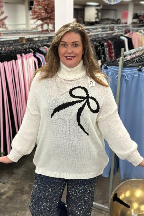 9434 Gebreide coltrui Bow