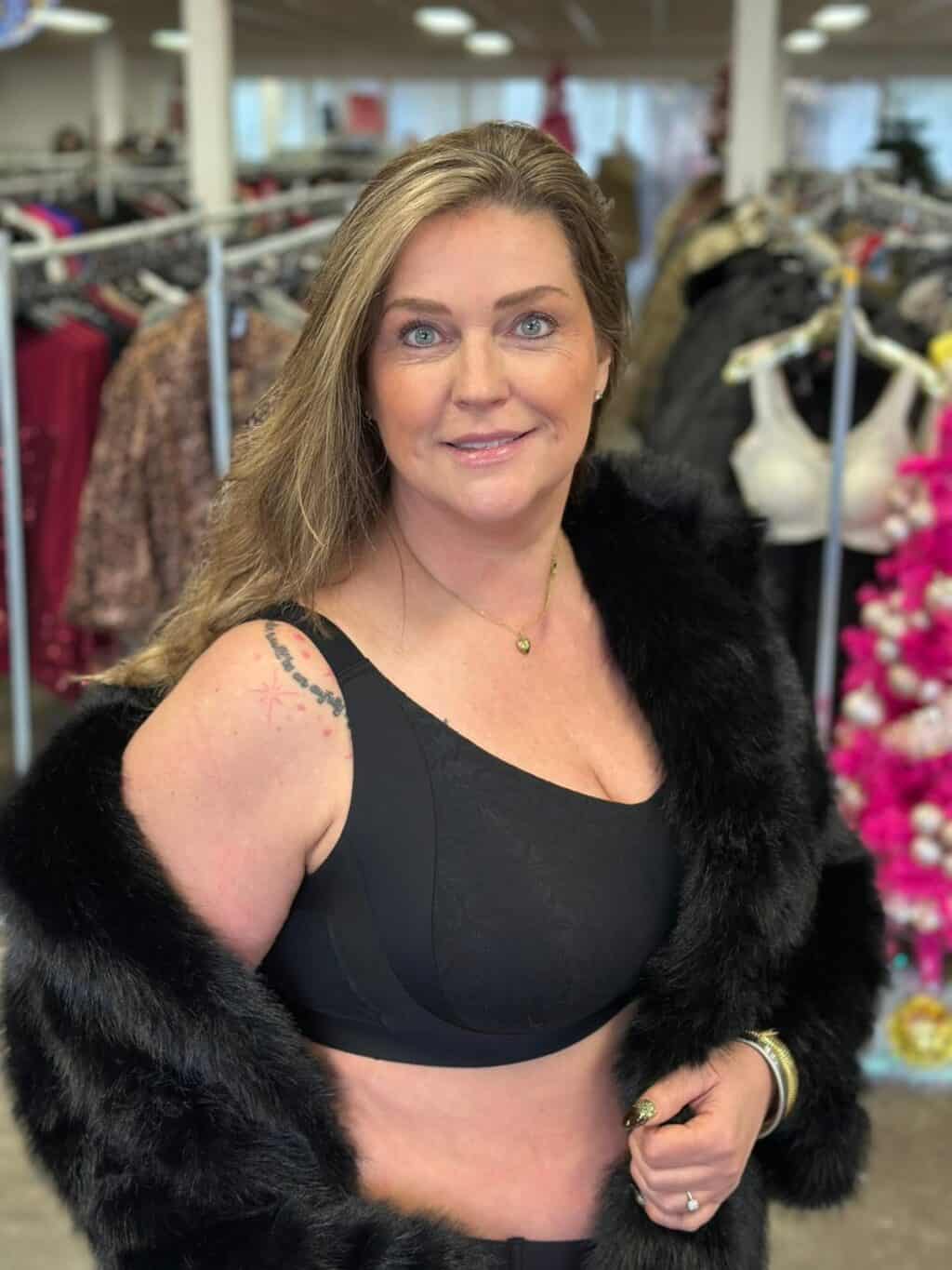 wolkjes Lace Zwart voorr