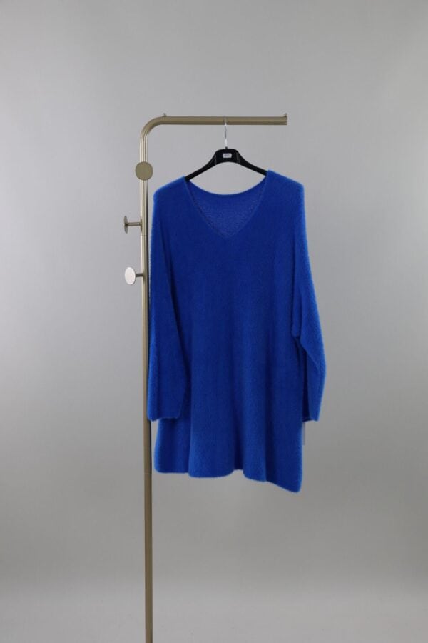 9521 Fluffy Basic sweater