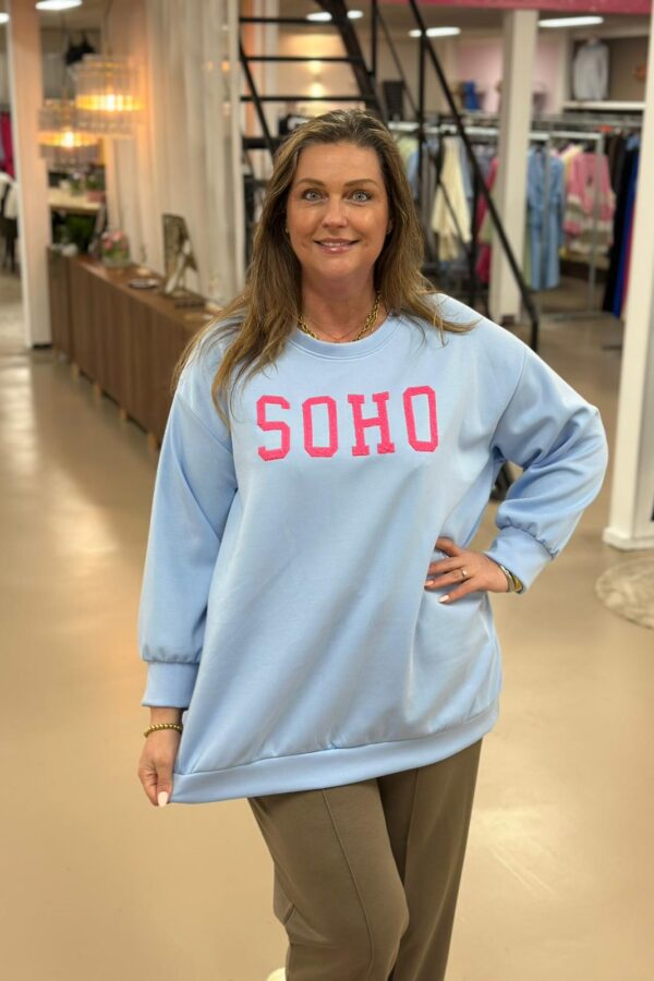 9586 Sweater Soho