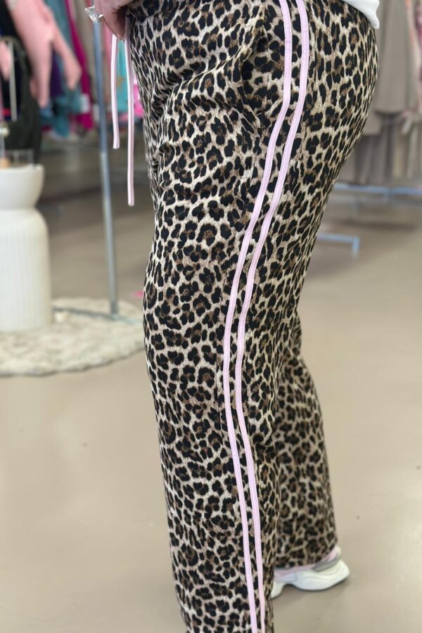 9624 Broek Leopard