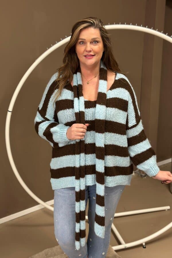 9485 Knitted Streep trui tweedelig