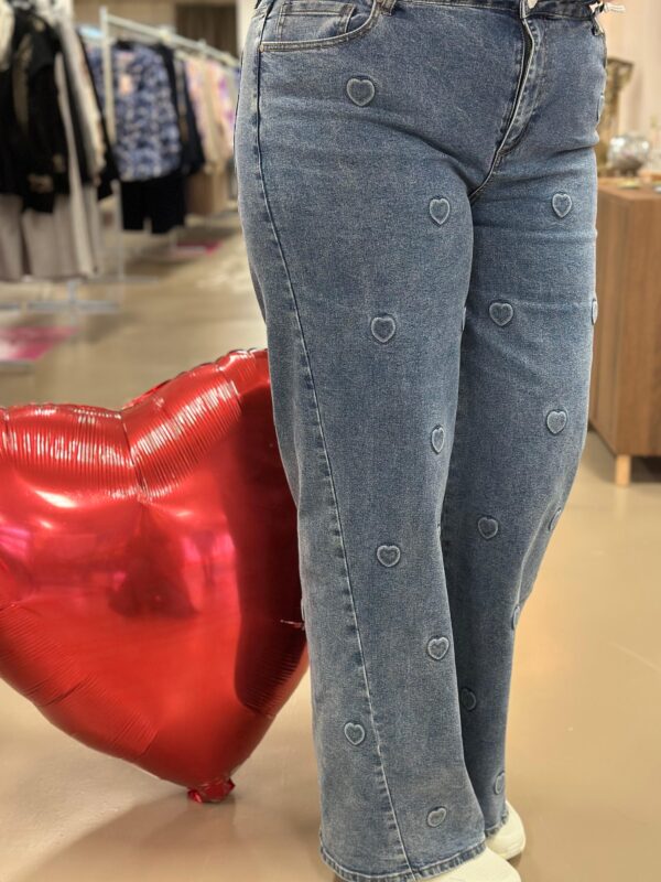 WhatsApp Image 2026-01-27 at 17.47.49 (1)