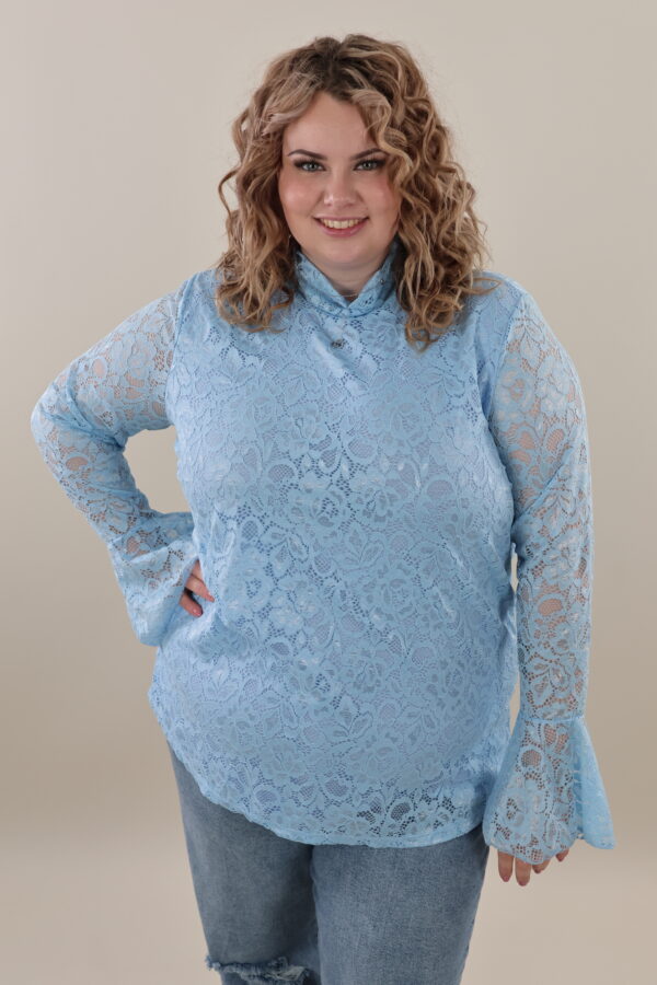 9651 Lace Top