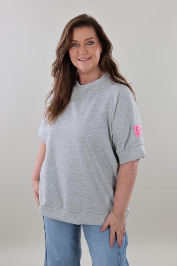 9735 Short Sleeve Patch Sweater