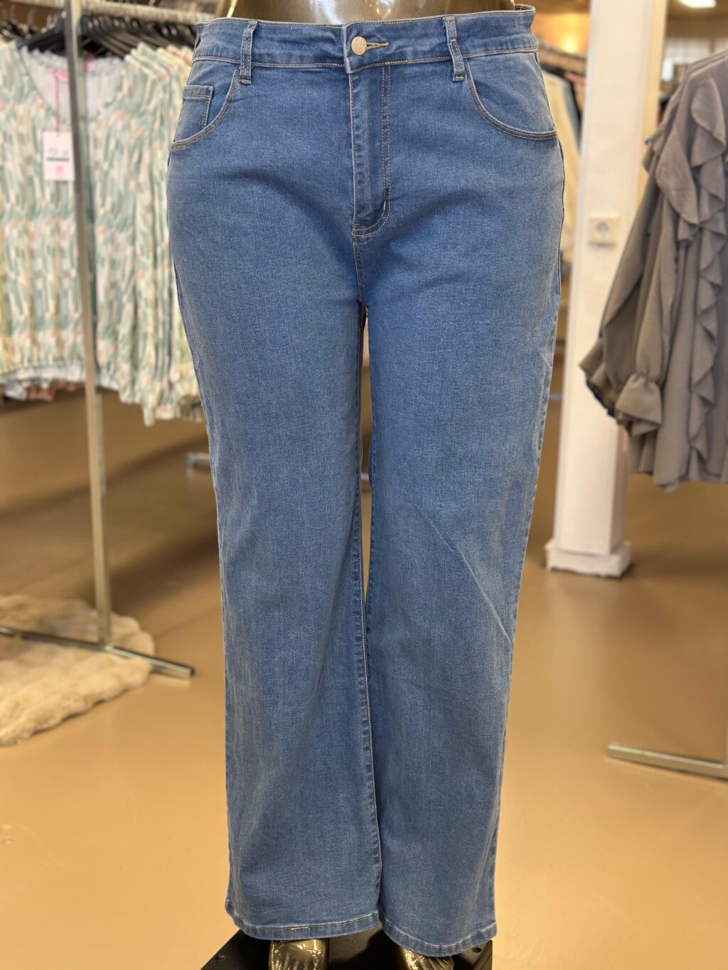 WhatsApp Image 2026-02-07 at 11.21.39