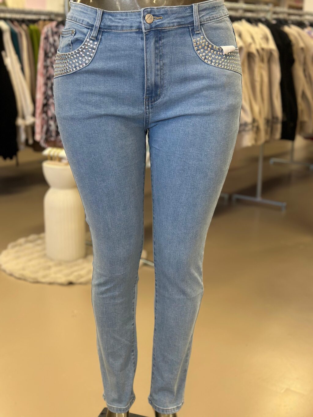 WhatsApp Image 2026-02-07 at 11.42.39