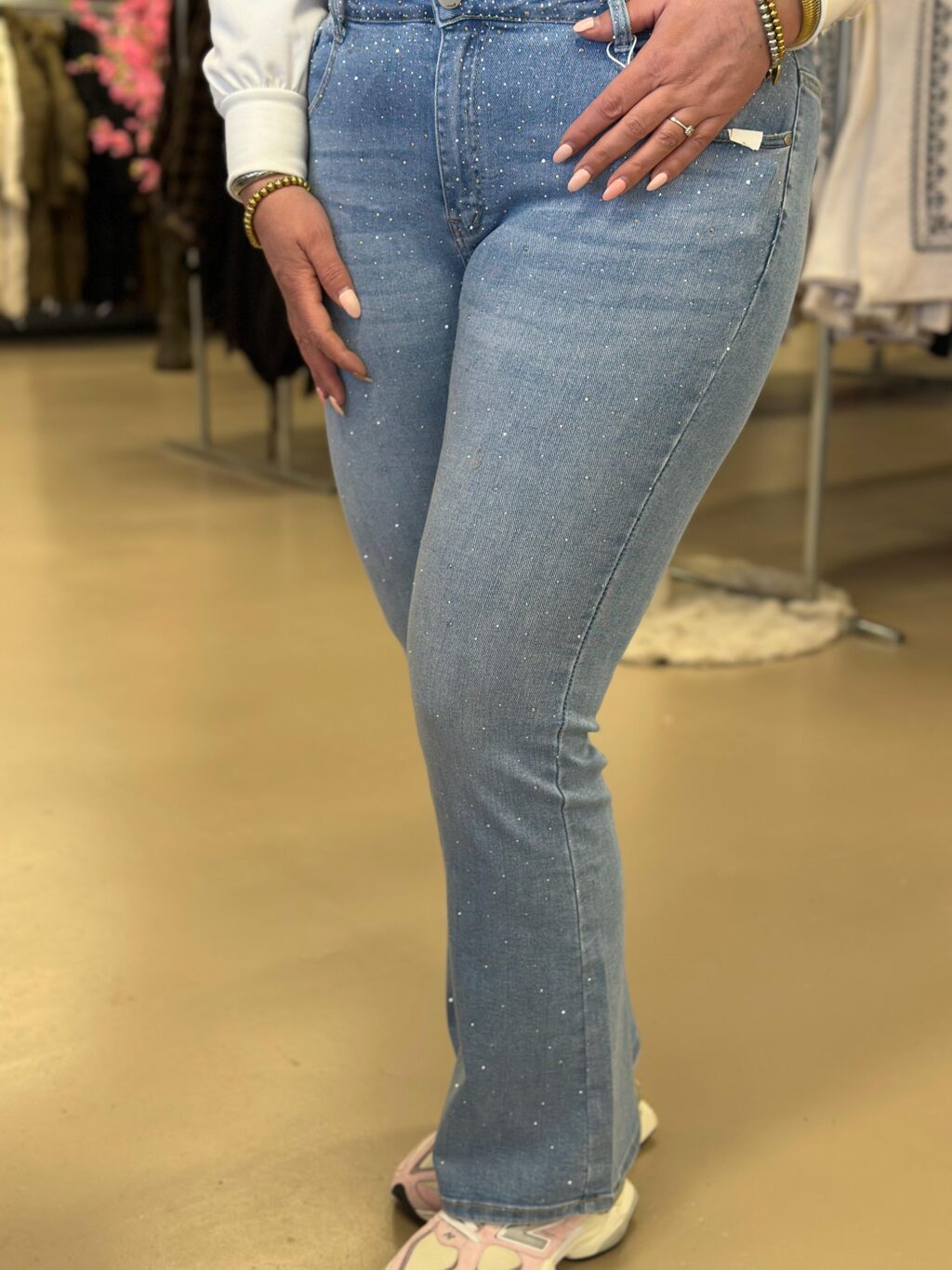 WhatsApp Image 2026-02-17 at 16.02.01