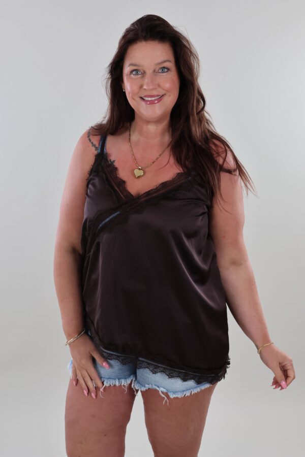 1020 Hemdje Satinlook Lace