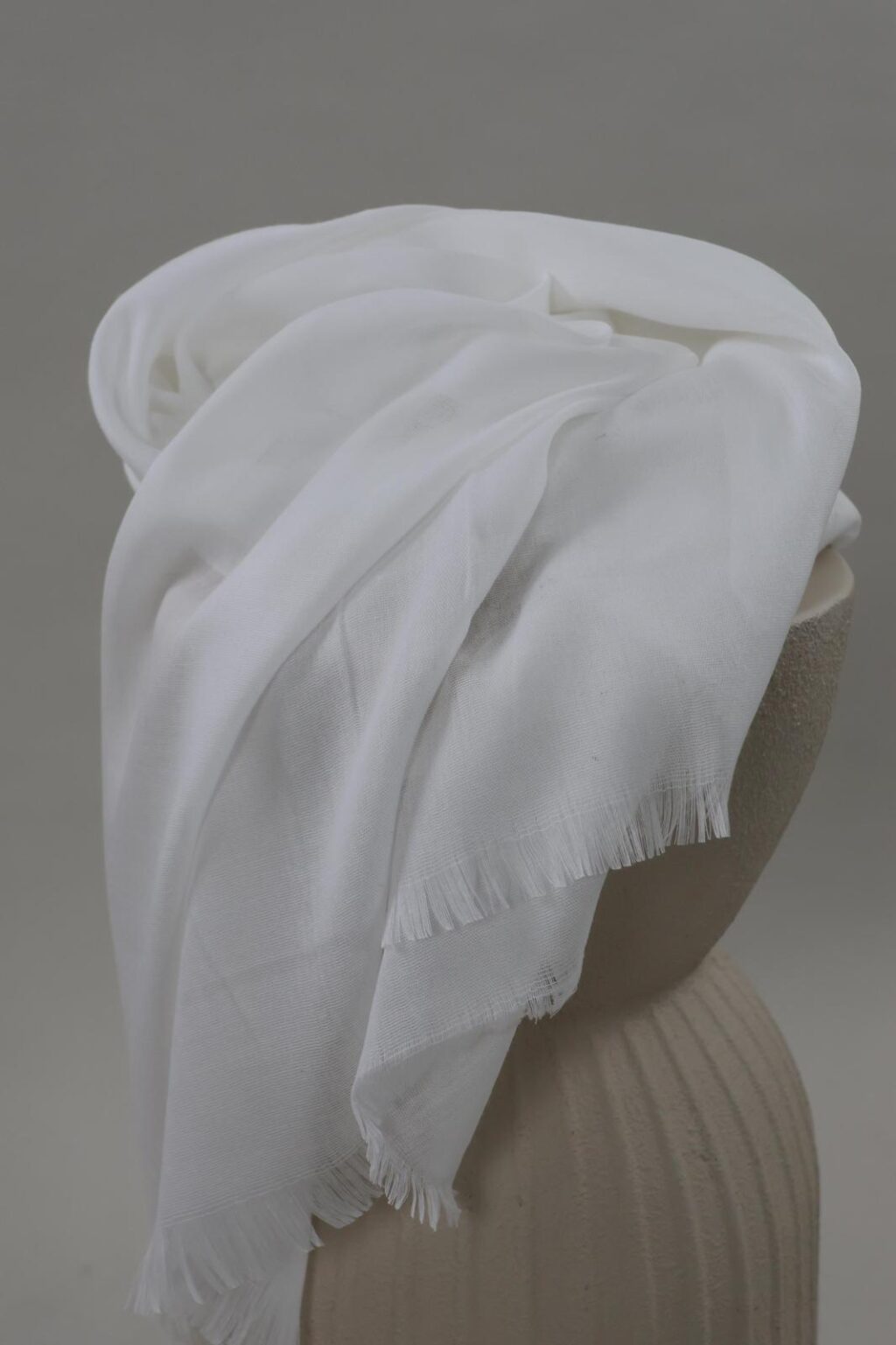 Sjaaltje 12 gebrokenwit