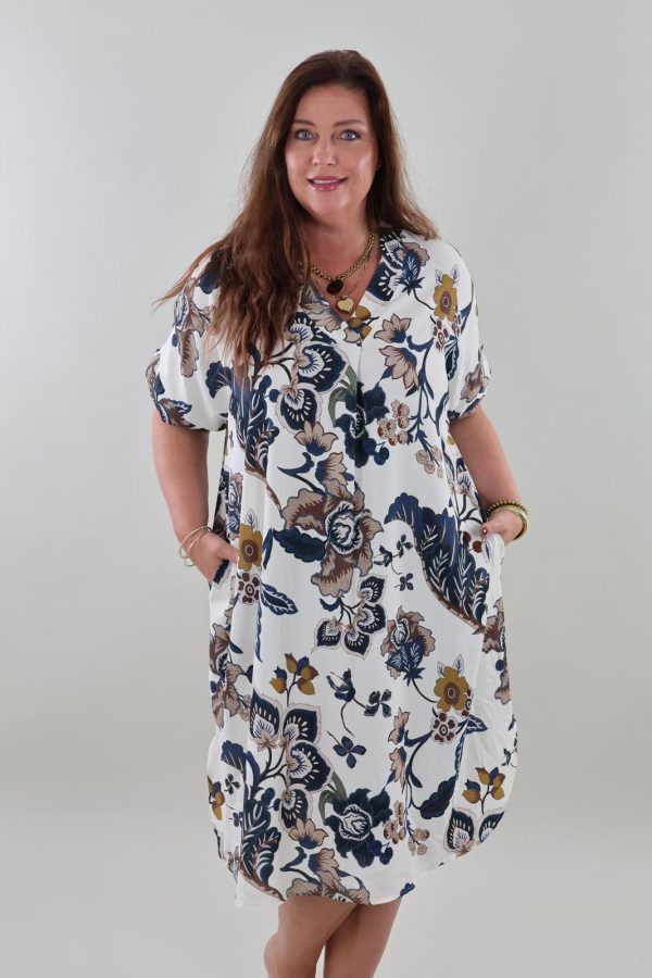 1153 Dress Flowers