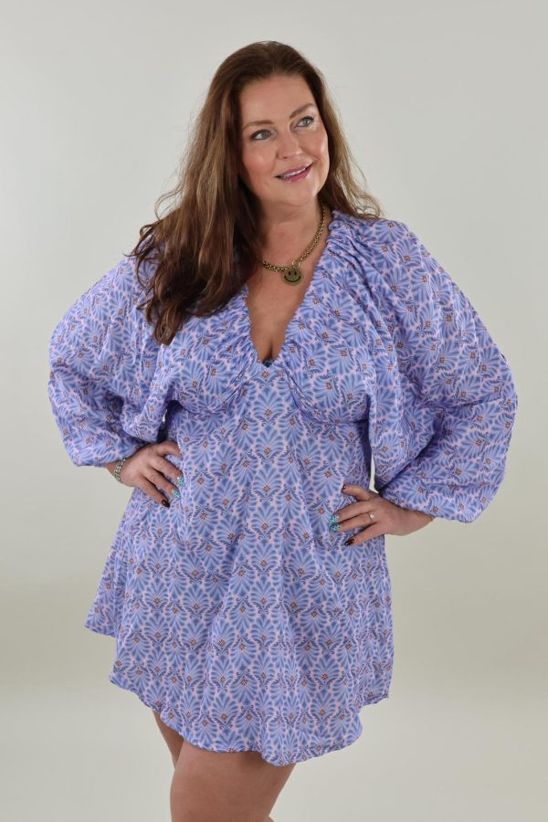 1335  V-Neck Summer
