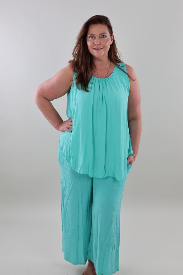 1366 turquoise v2