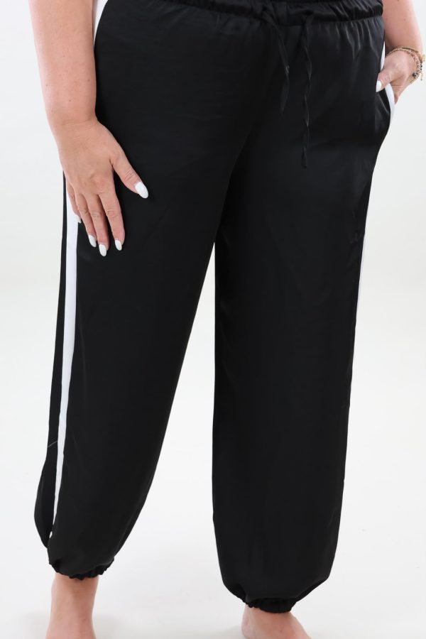 1607 Broek Sports Satin look