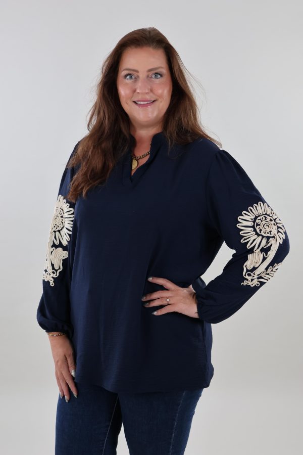1659 Blouse Borduursel