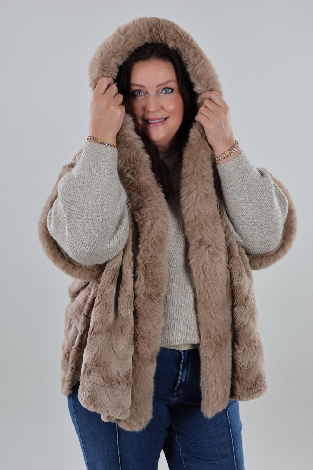 Poncho 20 Faux fur