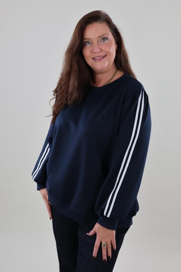 1838 Sweater Stripes