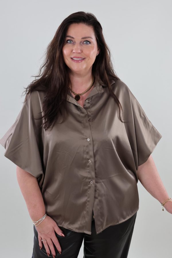 1976 Blouse Draped sleeves Satin look