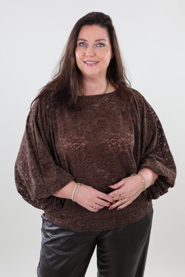 1977 Top Lace Draped sleeves